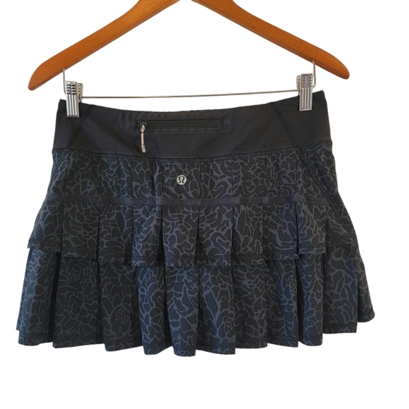 Lululemon Run Pace Setter 4-Way Stretch Skort Sz 6 Petal Camo Printed Black Coal - Picture 4 of 12